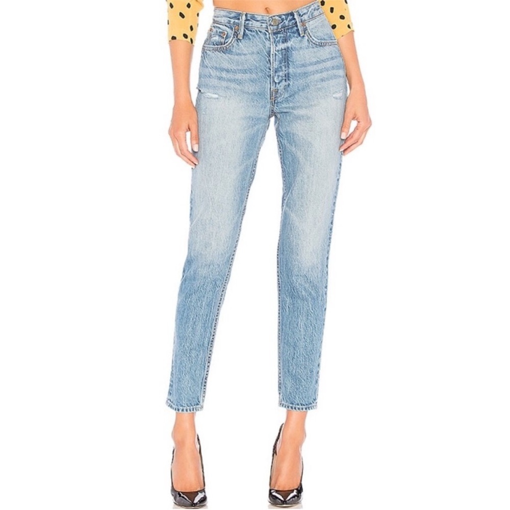 GRLFRND Kiara Mid-Rise Tomboy Jean in Domenico (blue)
Size 24